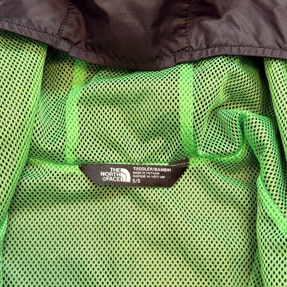 The North Face Kids Toddler size 5 black/green Windwall camo waterproof jacket - Picture 2 of 6